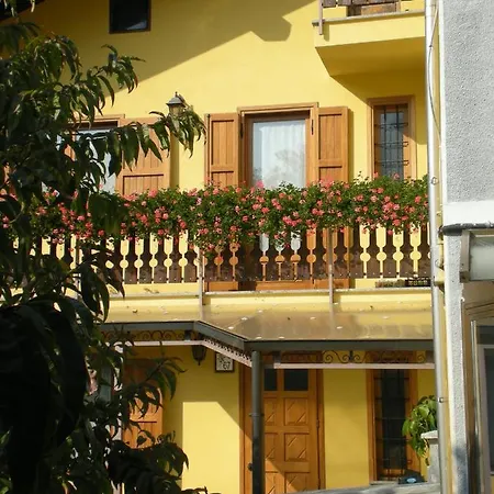 Cre Seren Apartment *